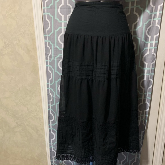 3/15🔥 Black maxi skirt - Picture 5 of 6